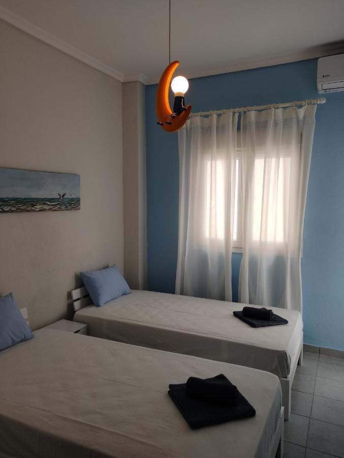 A&B Daire Néoi Epivátai Dış mekan fotoğraf