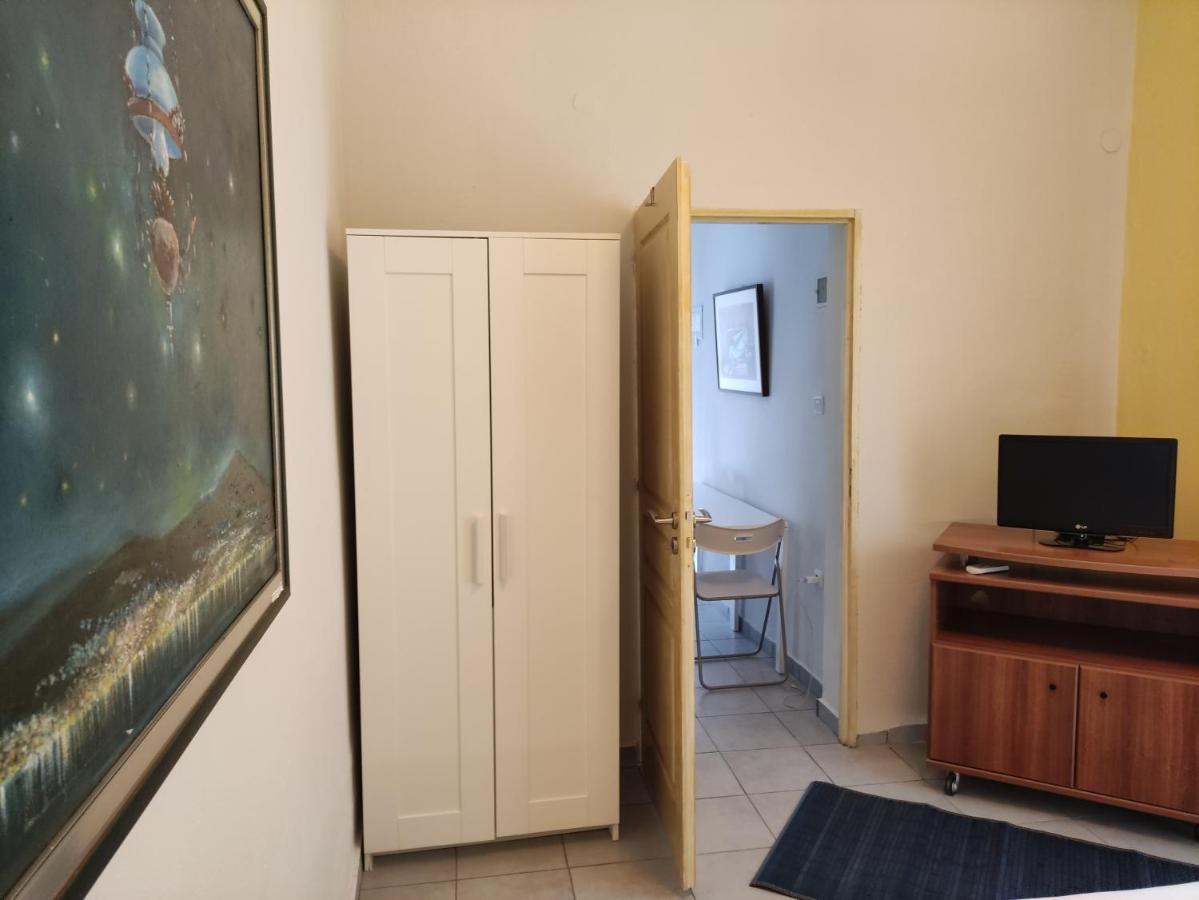 A&B Daire Néoi Epivátai Dış mekan fotoğraf