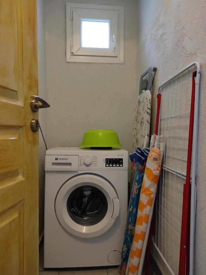 A&B Daire Néoi Epivátai Dış mekan fotoğraf